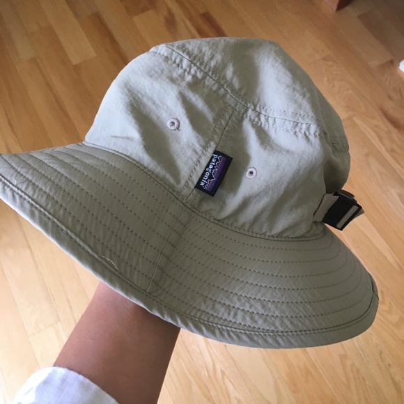 CUTE PATAGONIA HAT - Picture 2 of 3
